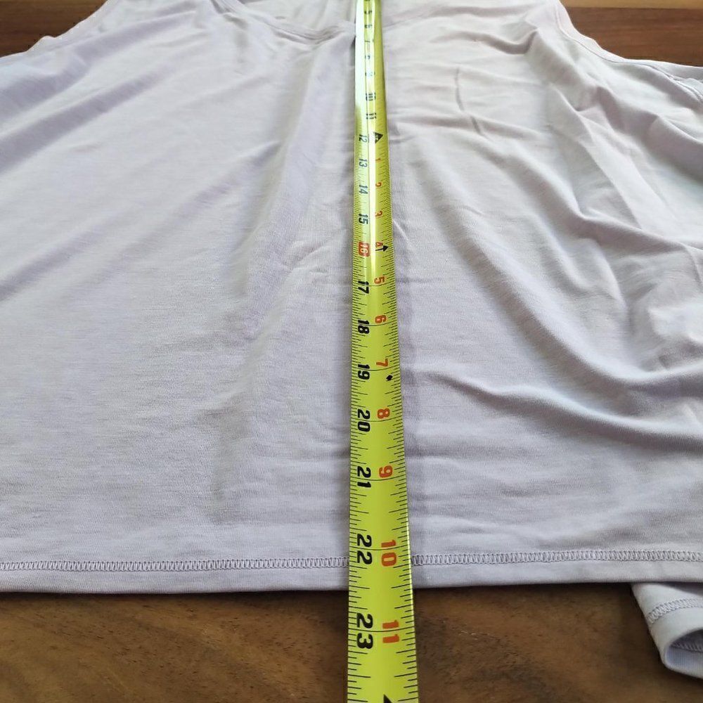Lululemon Watch Me Flip Tank - Picture 5 of 7